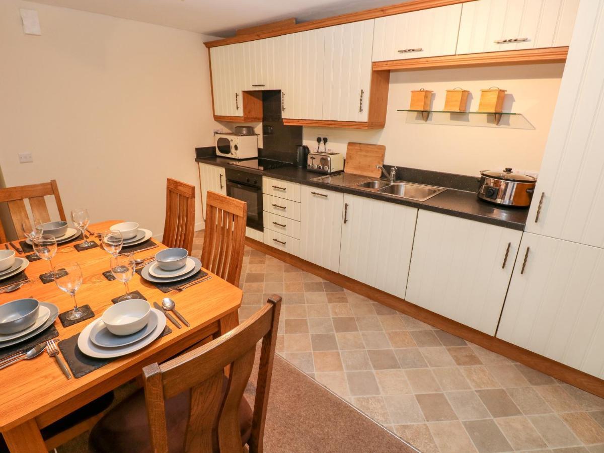 The Farm House Villa Tenby Exterior photo